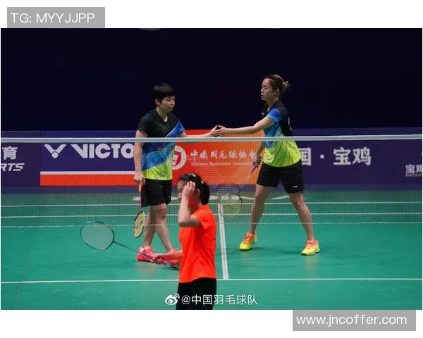 成都与深圳羽毛球队耐力对决赛后分析与反思