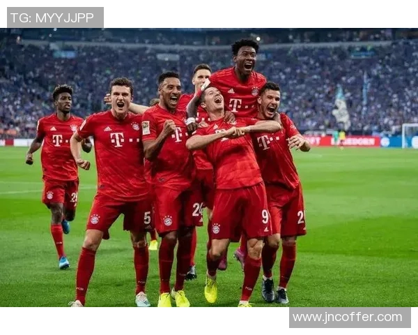 捷克飞翼助力拜仁慕尼黑登顶德甲榜首