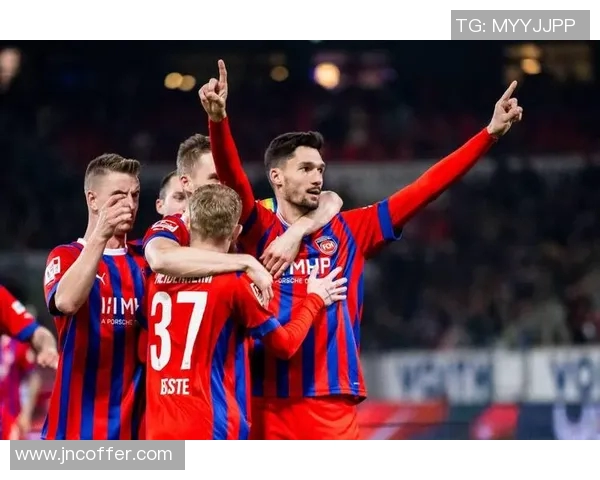 斯图加特主场失利，德甲前四名岌岌可危!