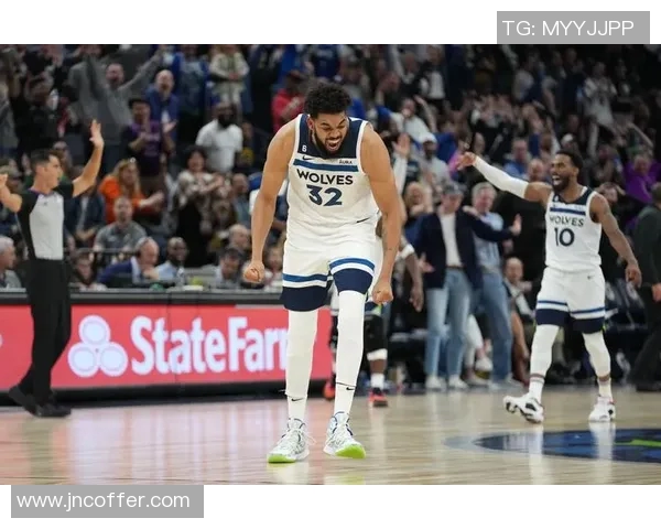 老鹰客场击败森林狼，杨恩砍下40+破纪录